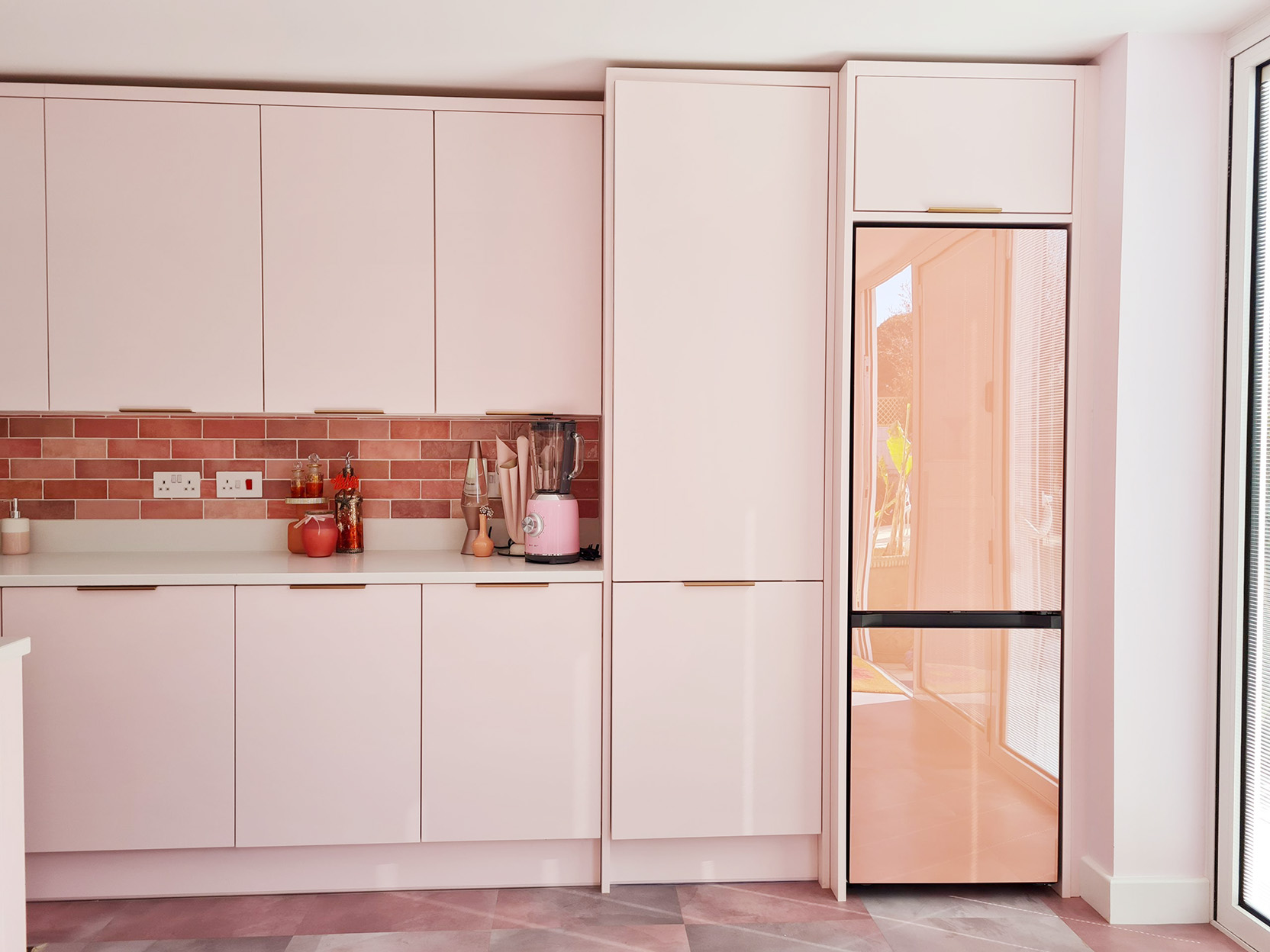 Halton Property Services; Modern Pink Kitchen